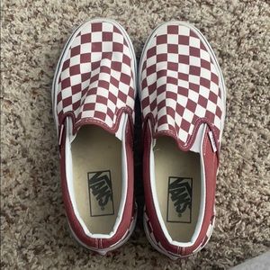 maroon slip on checkered vans